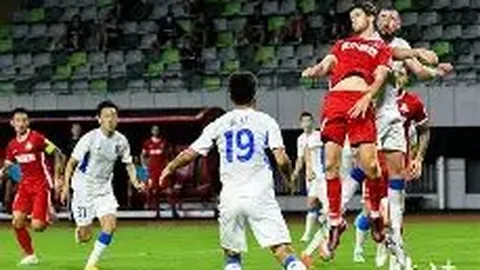 贝克勒柏林马拉松再展雄风，董国建排名第七